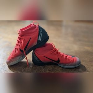 Boys Nike Mercurial Soccer Cleats 5y